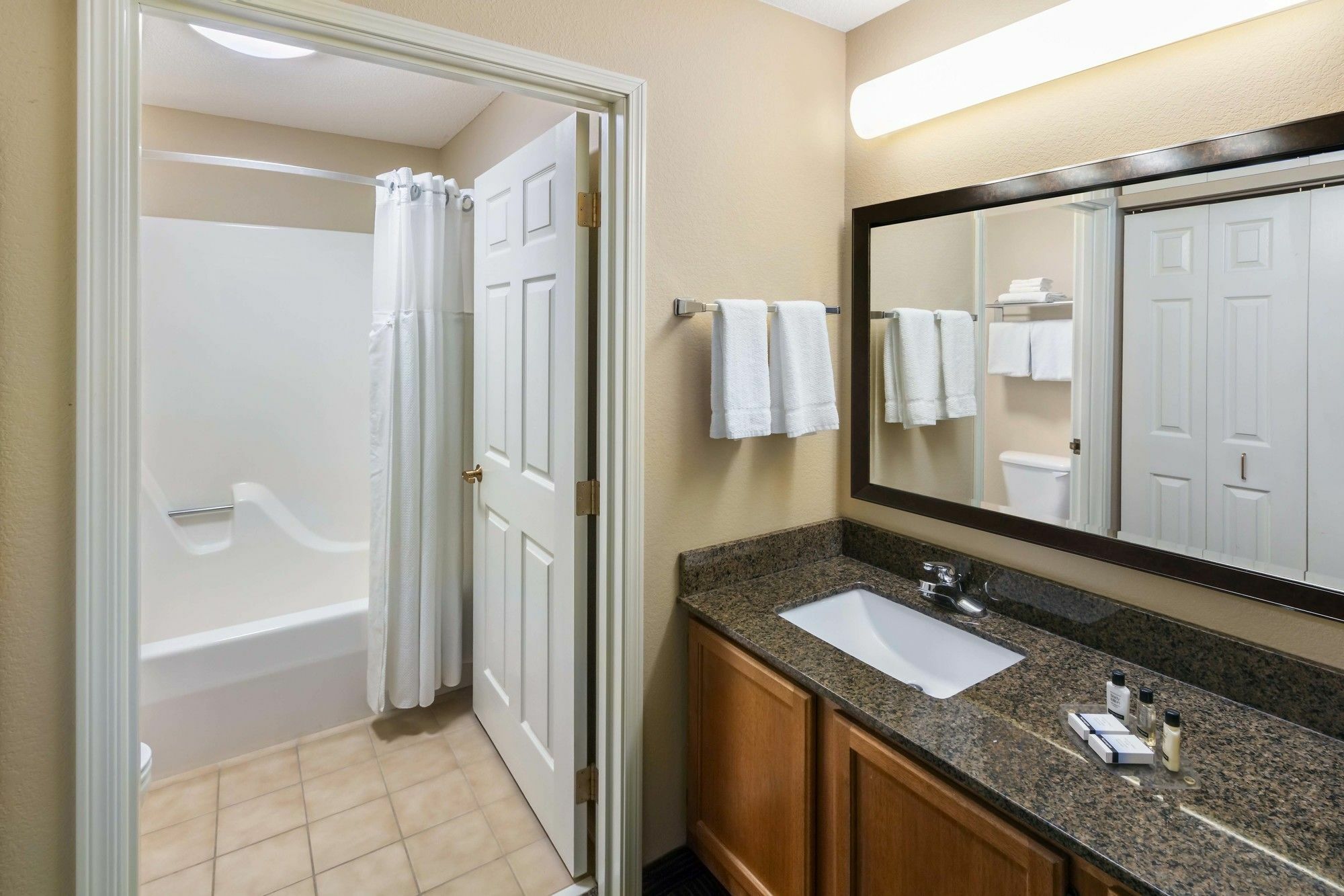 Aspen Suites - Rochester Esterno foto